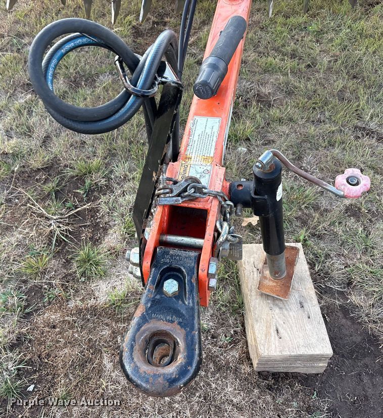 image for item EA7798 2019 Land Pride AR2510 aerator