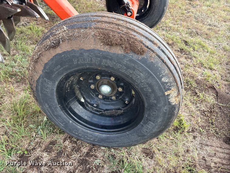 image for item EA7798 2019 Land Pride AR2510 aerator