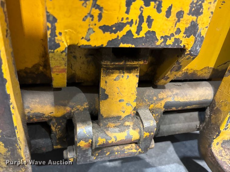 image for item EA7841 Raymond 20-R30TN order picker