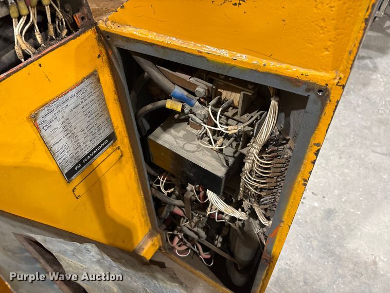 image for item EA7841 Raymond 20-R30TN order picker