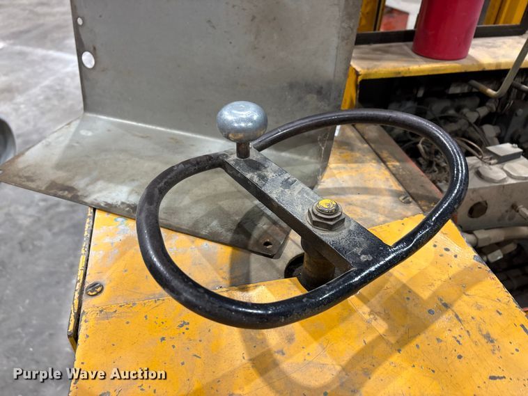 image for item EA7841 Raymond 20-R30TN order picker