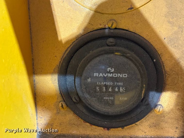 image for item EA7841 Raymond 20-R30TN order picker