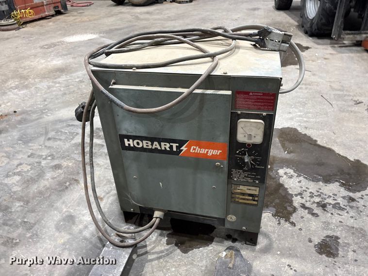 image for item EA7841 Raymond 20-R30TN order picker