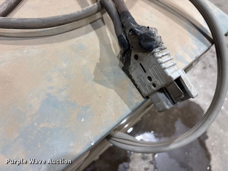 image for item EA7841 Raymond 20-R30TN order picker