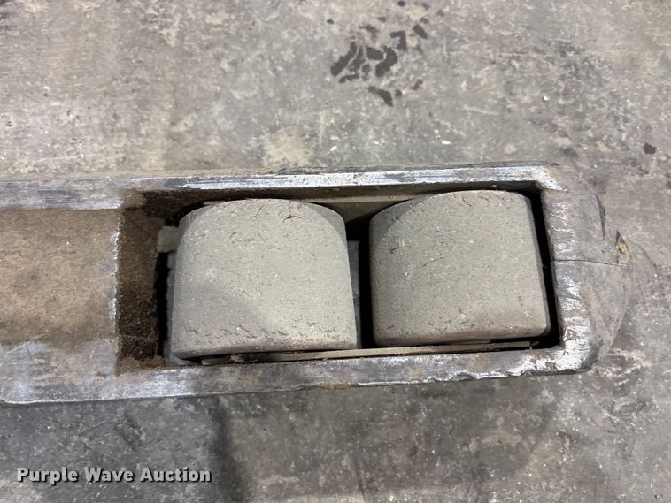 image for item EA7841 Raymond 20-R30TN order picker