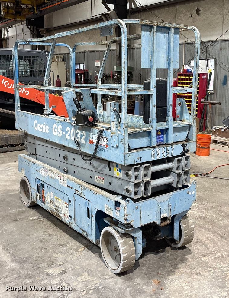 image for item EA7842 Genie GS-2032 scissor lift
