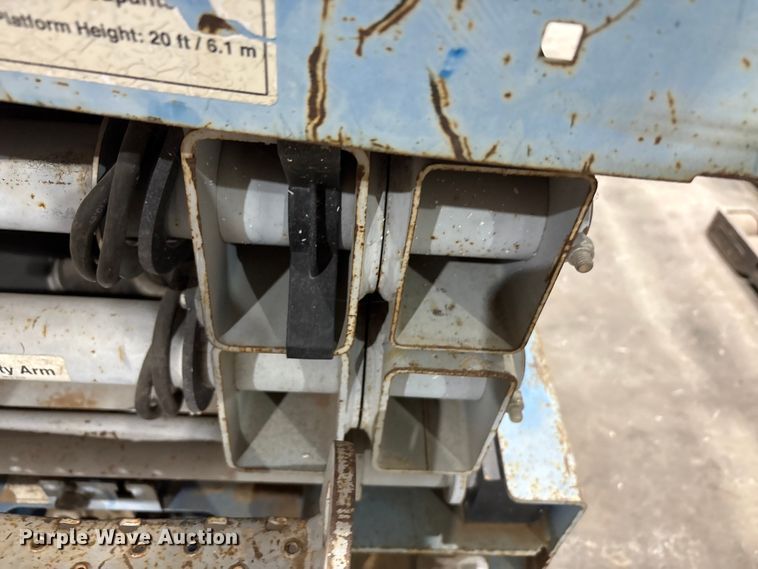 image for item EA7842 Genie GS-2032 scissor lift