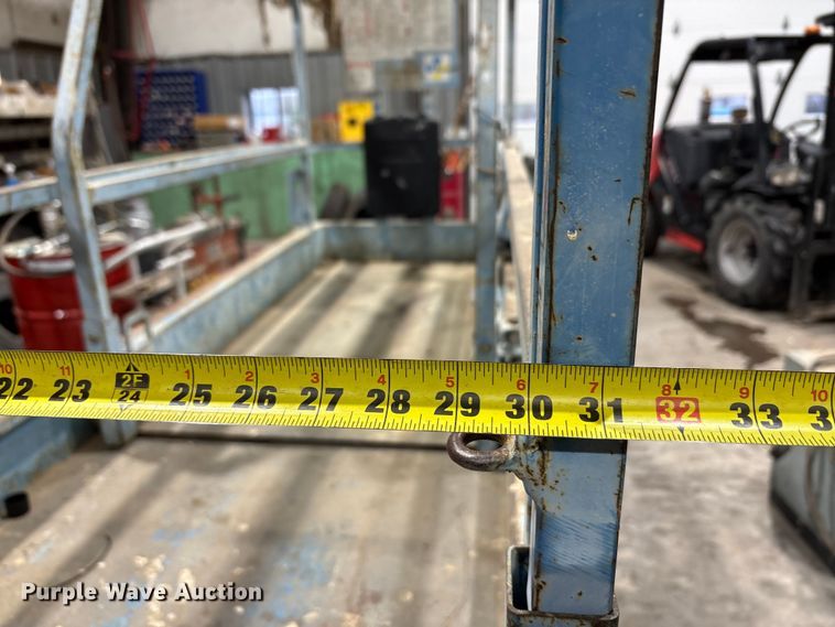 image for item EA7842 Genie GS-2032 scissor lift