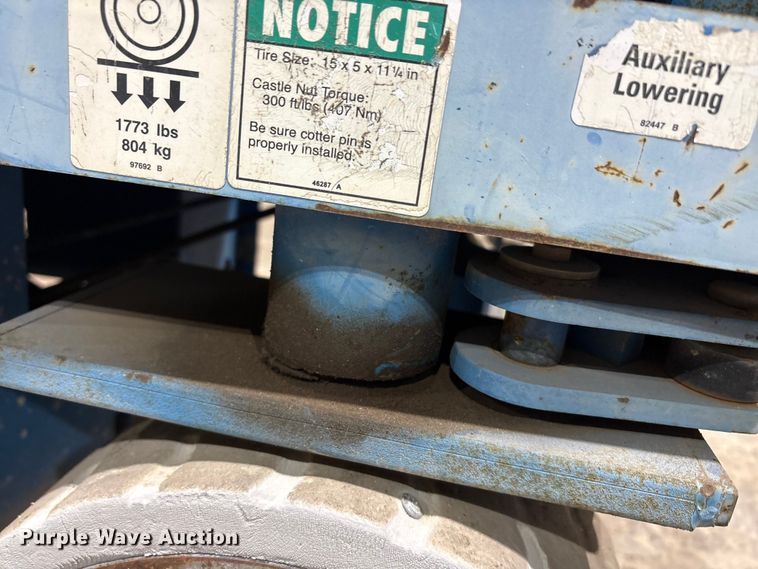 image for item EA7842 Genie GS-2032 scissor lift