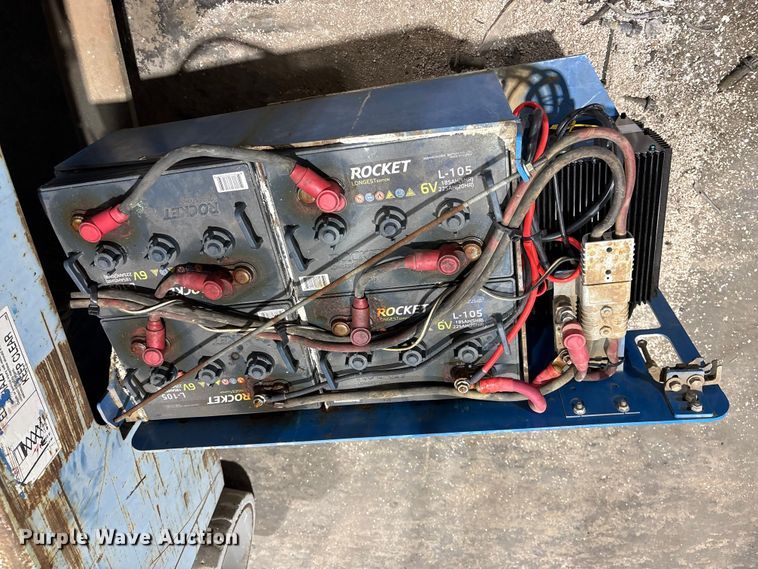 image for item EA7842 Genie GS-2032 scissor lift