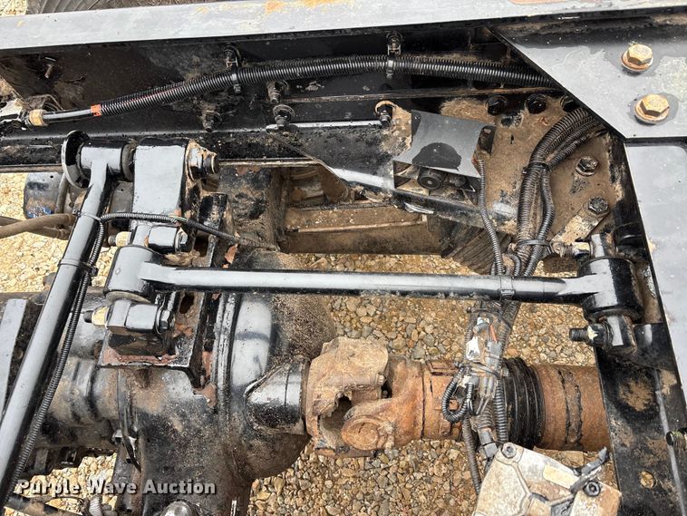 image for item EA7843 2016 Kenworth T880 truck cab and chassis