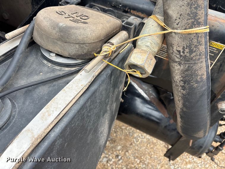 image for item EA7843 2016 Kenworth T880 truck cab and chassis