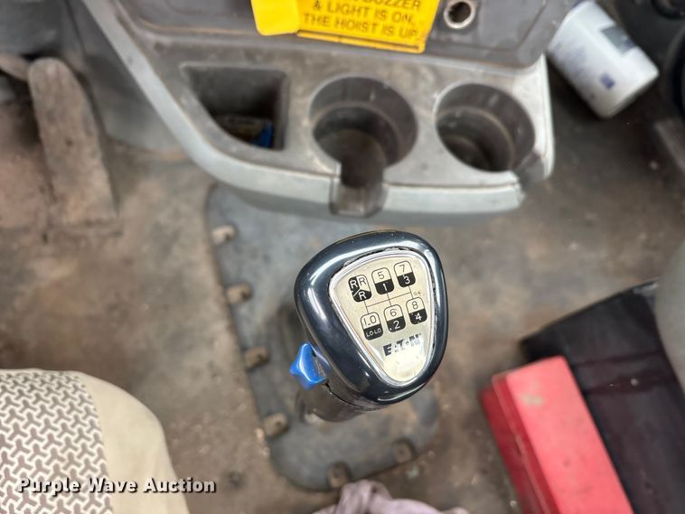 image for item EA7843 2016 Kenworth T880 truck cab and chassis