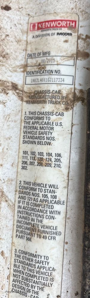 image for item EA7843 2016 Kenworth T880 truck cab and chassis