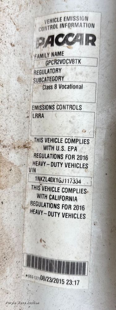 image for item EA7843 2016 Kenworth T880 truck cab and chassis