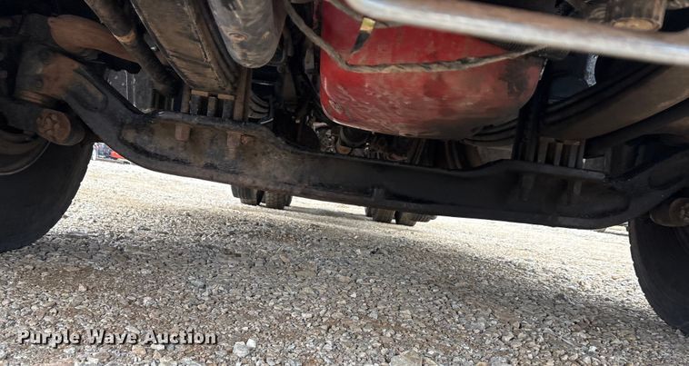 image for item EA7844 2017 Kenworth T880 roll-off container truck