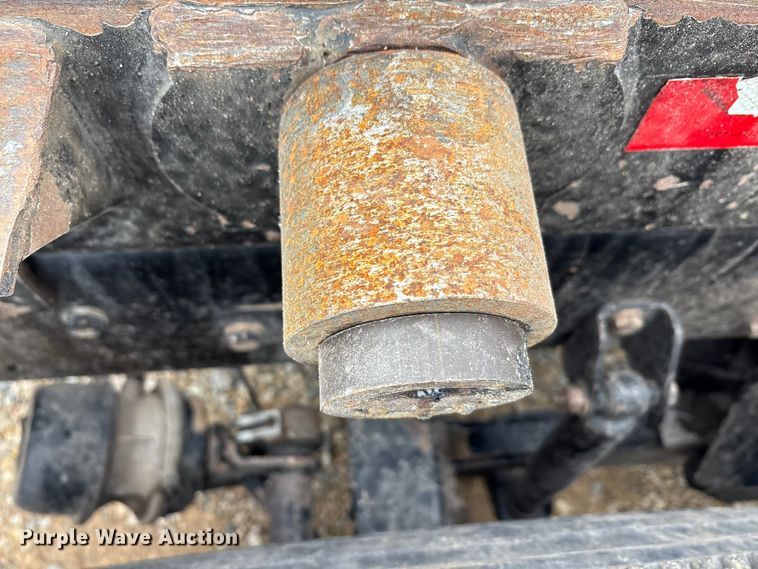 image for item EA7844 2017 Kenworth T880 roll-off container truck