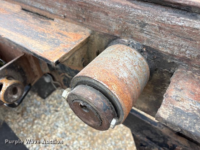 image for item EA7844 2017 Kenworth T880 roll-off container truck