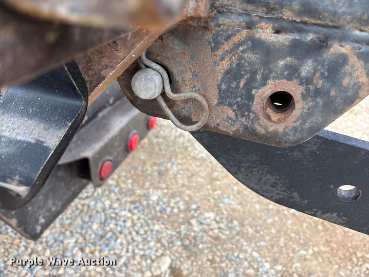 image for item EA7844 2017 Kenworth T880 roll-off container truck