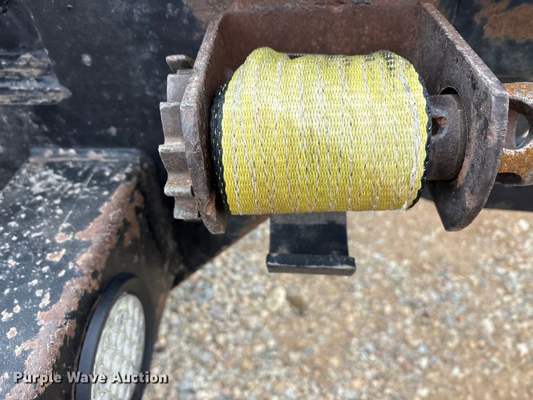 image for item EA7844 2017 Kenworth T880 roll-off container truck