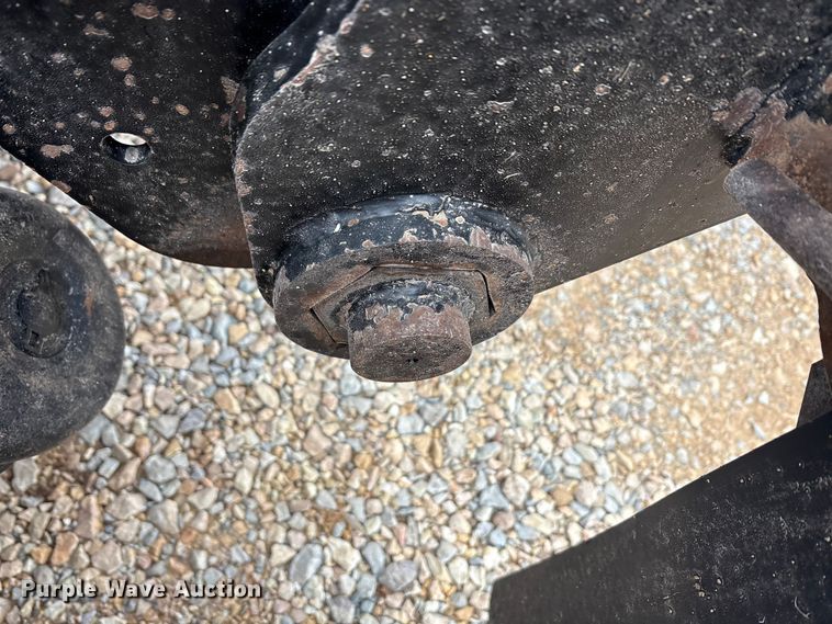 image for item EA7844 2017 Kenworth T880 roll-off container truck