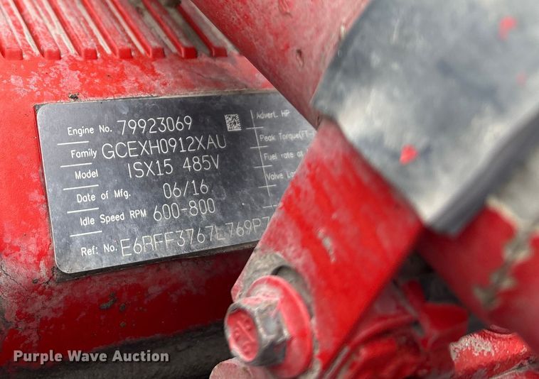 image for item EA7844 2017 Kenworth T880 roll-off container truck