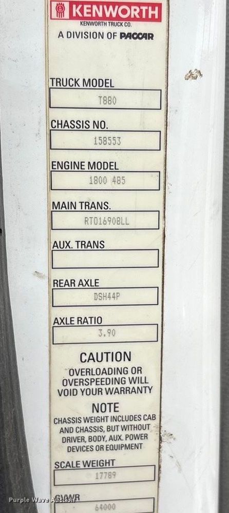image for item EA7844 2017 Kenworth T880 roll-off container truck