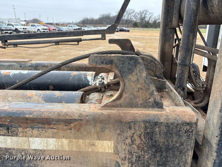 image for item EA7845 2018 Kenworth T880 roll-off container truck