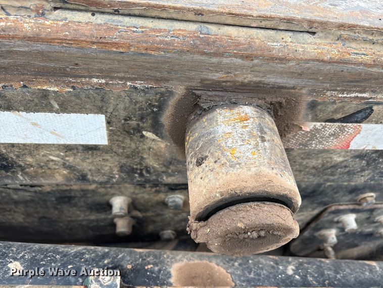 image for item EA7845 2018 Kenworth T880 roll-off container truck