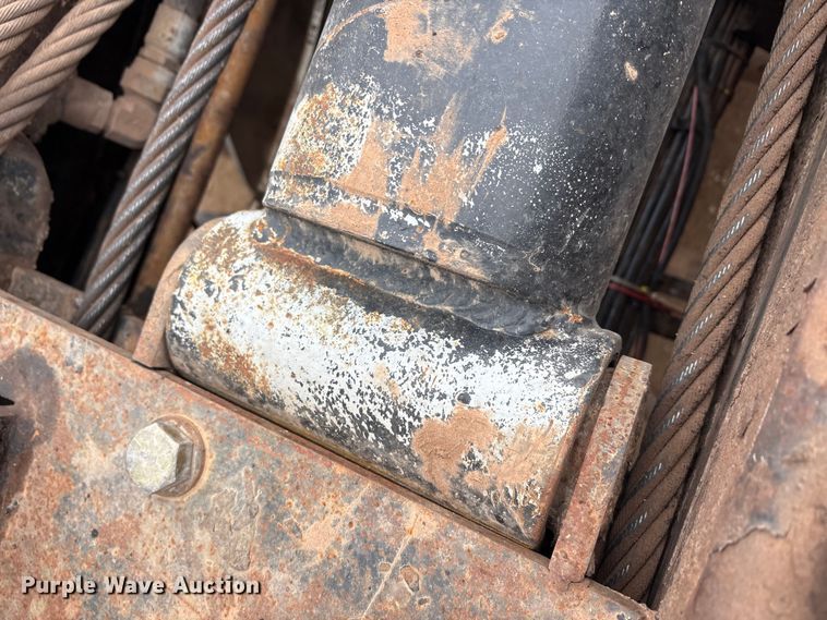 image for item EA7845 2018 Kenworth T880 roll-off container truck