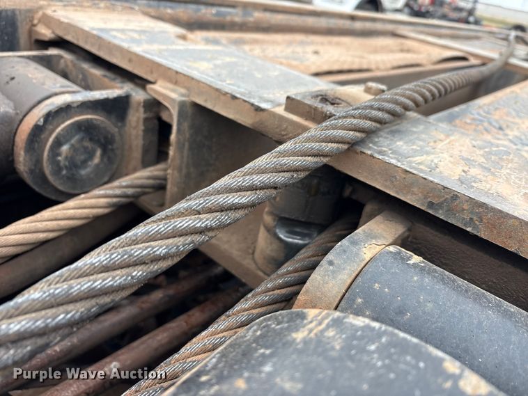 image for item EA7845 2018 Kenworth T880 roll-off container truck