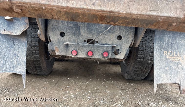 image for item EA7845 2018 Kenworth T880 roll-off container truck