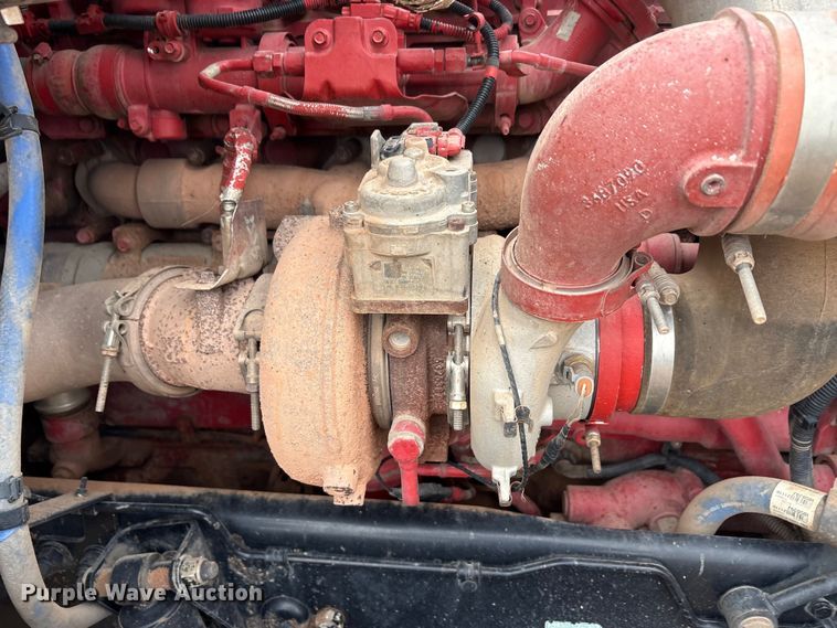 image for item EA7845 2018 Kenworth T880 roll-off container truck