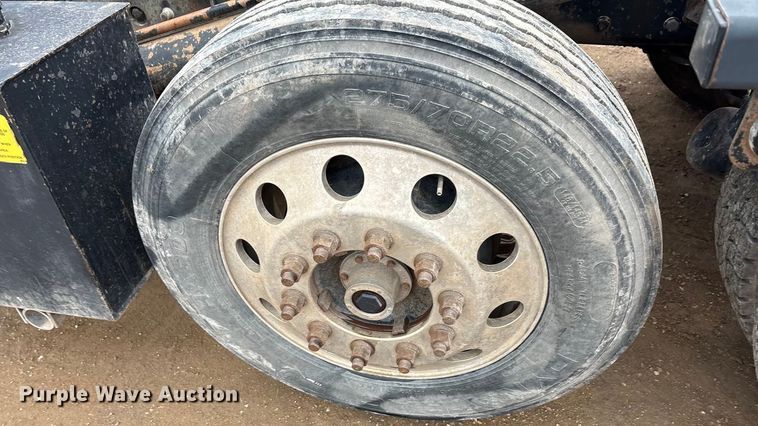 image for item EA7845 2018 Kenworth T880 roll-off container truck