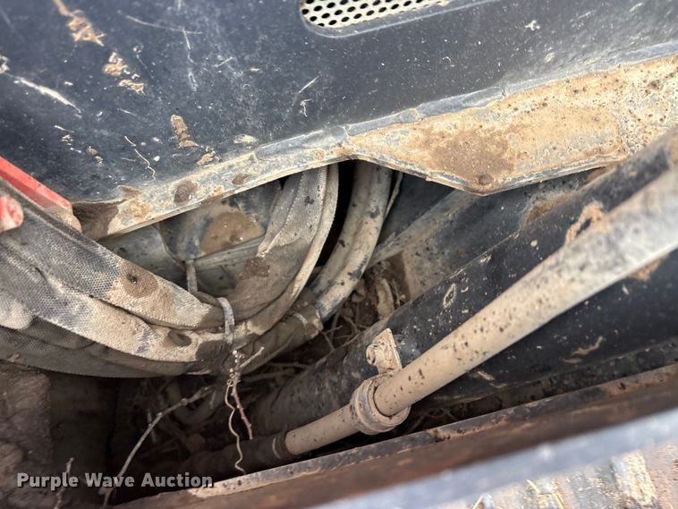 image for item EA7847 2021 Kubota SVL65-2 tracked skid steer loader