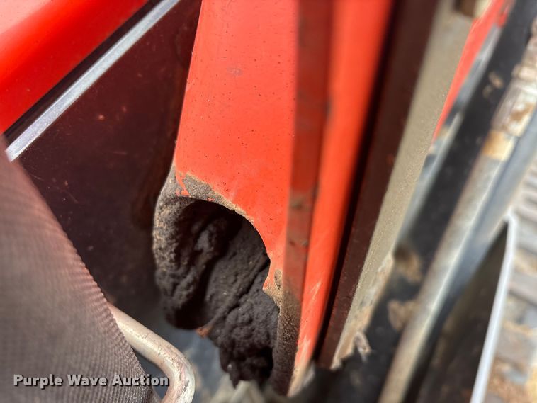 image for item EA7847 2021 Kubota SVL65-2 tracked skid steer loader