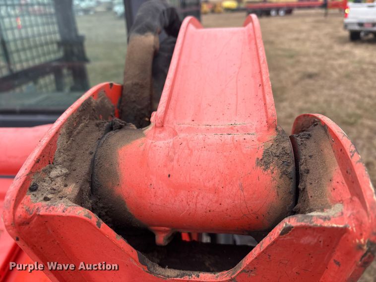 image for item EA7847 2021 Kubota SVL65-2 tracked skid steer loader