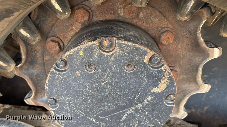 image for item EA7847 2021 Kubota SVL65-2 tracked skid steer loader