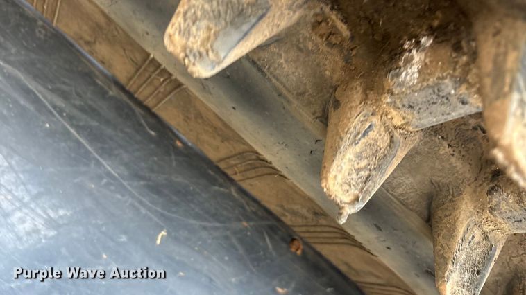 image for item EA7847 2021 Kubota SVL65-2 tracked skid steer loader