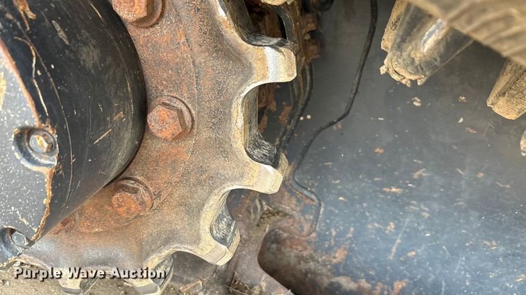 image for item EA7847 2021 Kubota SVL65-2 tracked skid steer loader