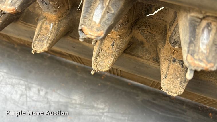 image for item EA7847 2021 Kubota SVL65-2 tracked skid steer loader