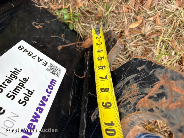 image for item EA7848 Kubota mini excavator auger