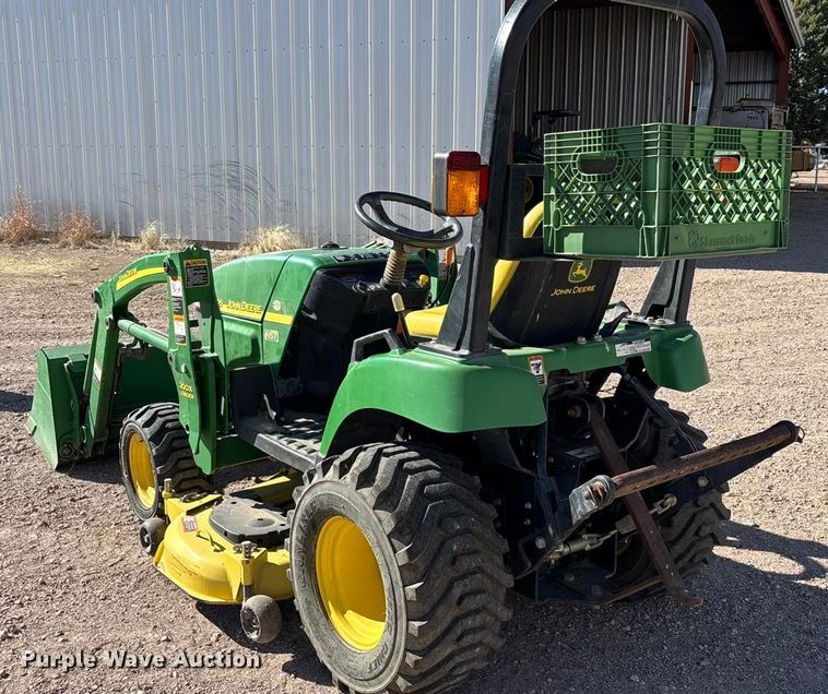 image for item DH8747 2006 John Deere 2305 MFWD tractor