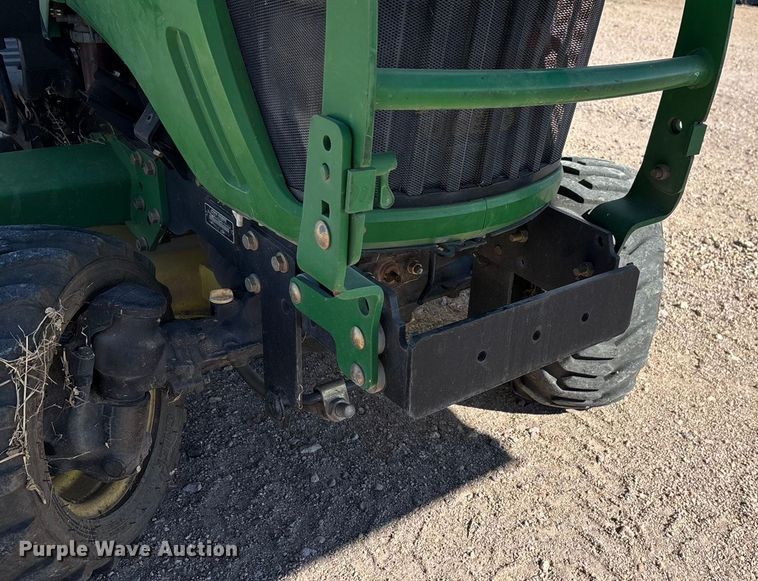 image for item DH8747 2006 John Deere 2305 MFWD tractor