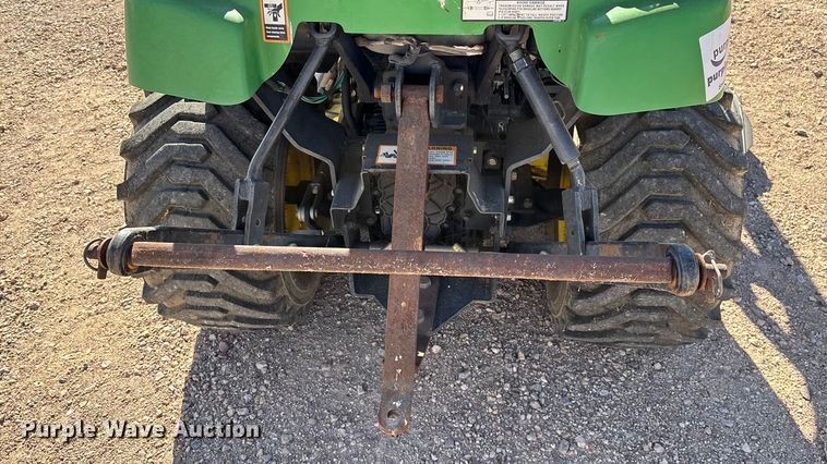 image for item DH8747 2006 John Deere 2305 MFWD tractor