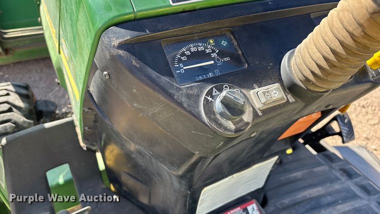 image for item DH8747 2006 John Deere 2305 MFWD tractor