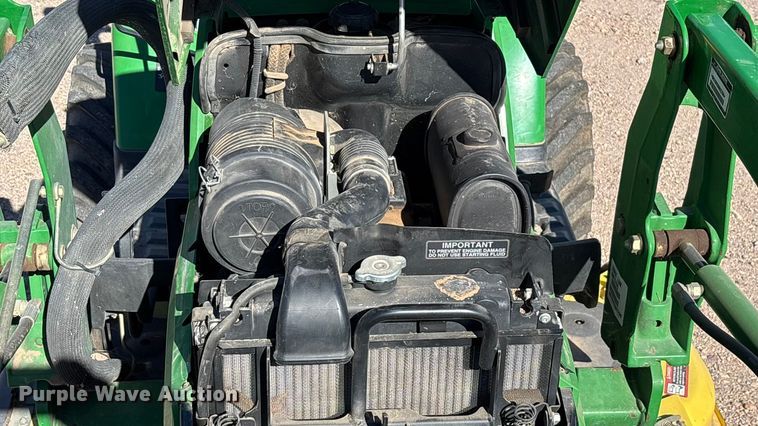 image for item DH8747 2006 John Deere 2305 MFWD tractor