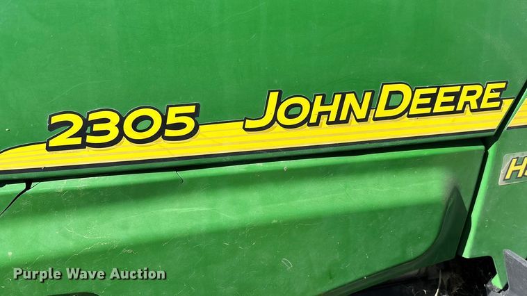 image for item DH8747 2006 John Deere 2305 MFWD tractor