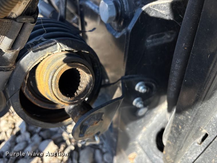 image for item DK0135 2021 MacDon FD140 flex draper head