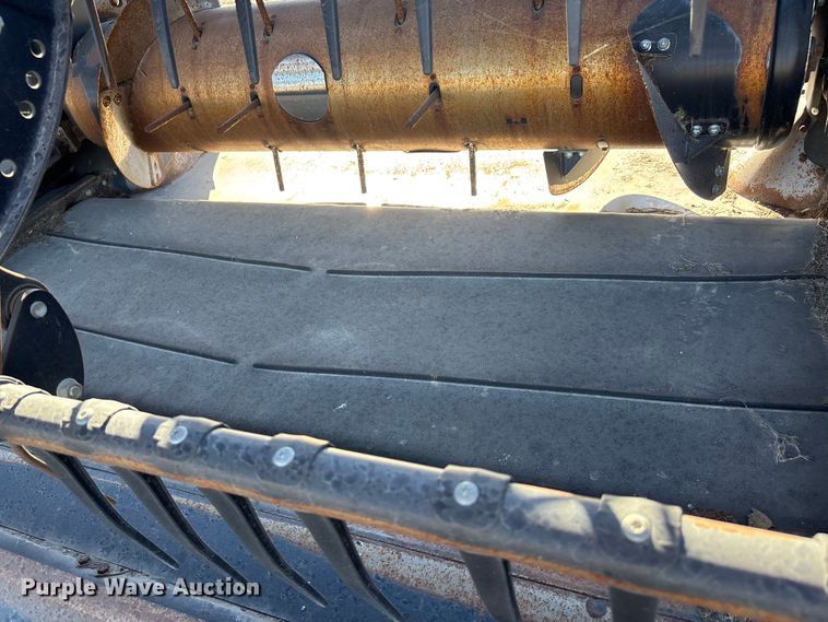 image for item DK0135 2021 MacDon FD140 flex draper head